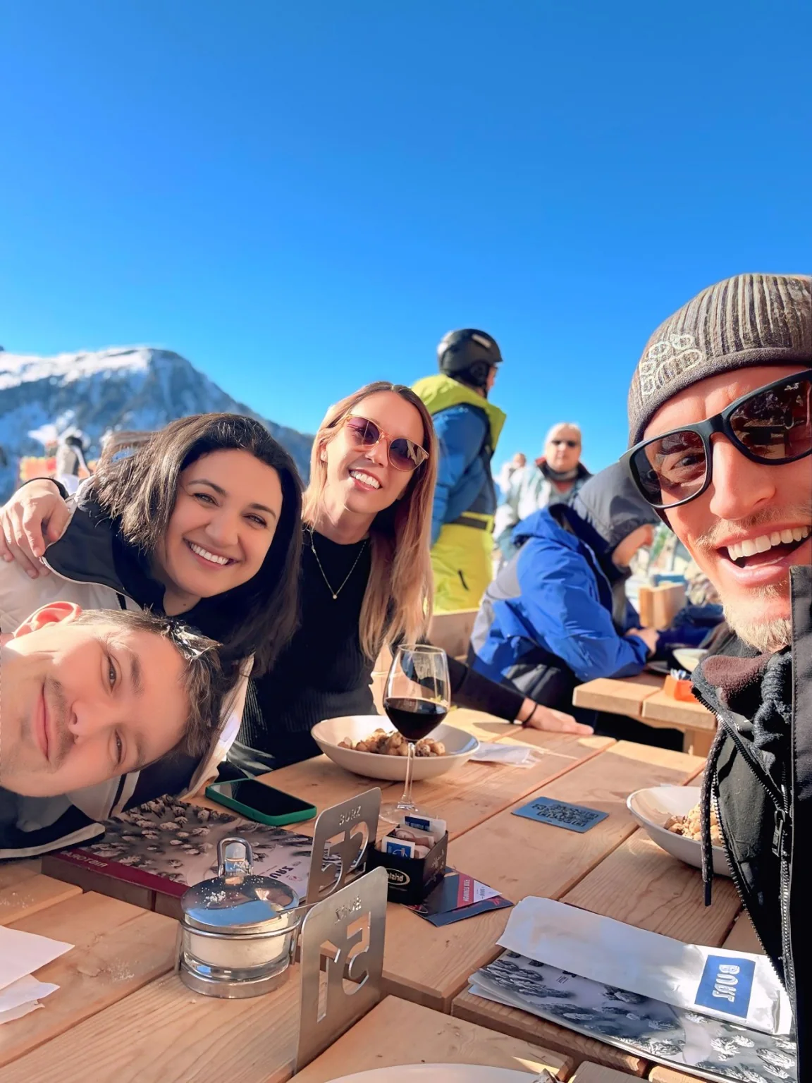 Coliving moment in the Dolomites